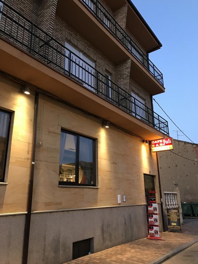 Hostal Juli San Justo de la Vega Exterior photo